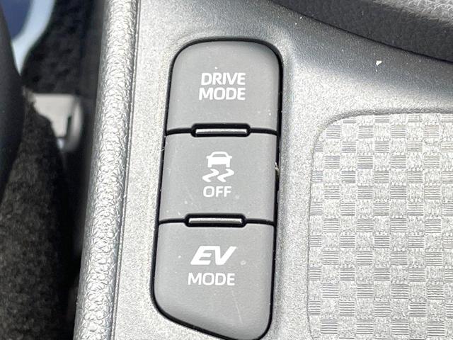 ヤリスクロス ハイブリッドＺ　純正ＳＤナビ　全周囲カメラ　衝突被害軽減システム　レーダークルーズ　禁煙車　ハーフレザーシート　パワーシート　ドラレコ　コーナーセンサー　スマートキー　ＬＥＤヘッド　ビルトインＥＴＣ（39枚目）