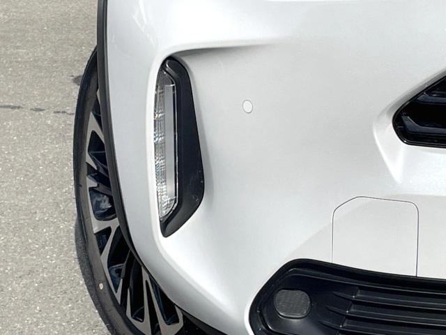 ヤリスクロス ハイブリッドＺ　純正ＳＤナビ　全周囲カメラ　衝突被害軽減システム　レーダークルーズ　禁煙車　ハーフレザーシート　パワーシート　ドラレコ　コーナーセンサー　スマートキー　ＬＥＤヘッド　ビルトインＥＴＣ（44枚目）