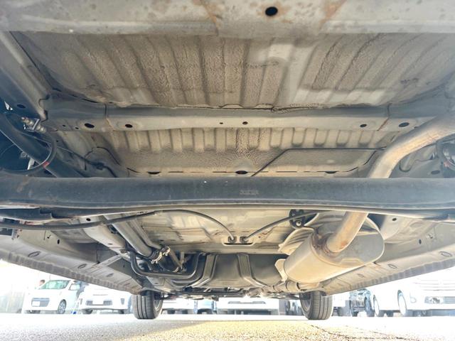 N-ONE プレミアム ツアラー・Lパッケージ 純正SDナビ バックカメラ 禁煙車 スマートキー HIDヘッド クルコン 純正15インチアルミ オートライト オートエアコン Bluetooth CD DVD再生 地デジ パドルシフト(18枚目)