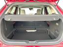 後席を格納すると、これだけの広さが！シーンに合わせたシートアレンジで、大きな荷物も積むことが出来ます♪