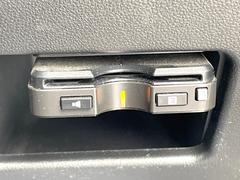 【ＥＴＣ】高速道路の料金所をストレスなく通過！話題のスポットやサービスエリアに多い「スマートIntercooler」利用時は必須のアイテムです。当店でセットアップを実施、ご納車当日からすぐにご利用いただけます！ 6