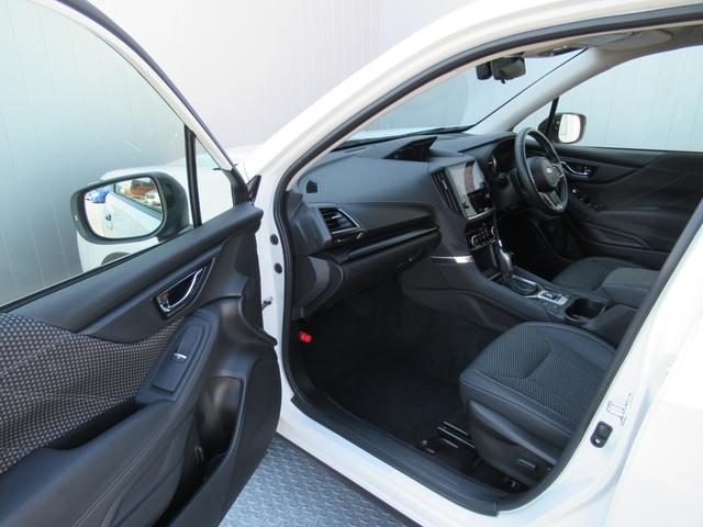 フォレスター ＸＴ－エディション　パワーリヤゲート付き　リヤガラス５面フイルム施工　ルーフレール　８インチメモリーナビ　ナビ連動前後録画型ドラレコ　リバース連動ドアミラー　ドアミラーメモリーオート格納機能　ステアリングヒーター（33枚目）