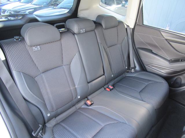 フォレスター ＸＴ－エディション　パワーリヤゲート付き　リヤガラス５面フイルム施工　ルーフレール　８インチメモリーナビ　ナビ連動前後録画型ドラレコ　リバース連動ドアミラー　ドアミラーメモリーオート格納機能　ステアリングヒーター（42枚目）