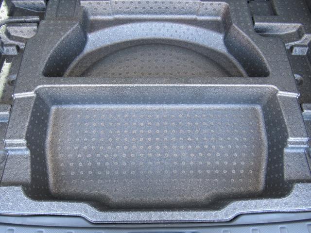 フォレスター ＸＴ－エディション　パワーリヤゲート付き　リヤガラス５面フイルム施工　ルーフレール　８インチメモリーナビ　ナビ連動前後録画型ドラレコ　リバース連動ドアミラー　ドアミラーメモリーオート格納機能　ステアリングヒーター（52枚目）