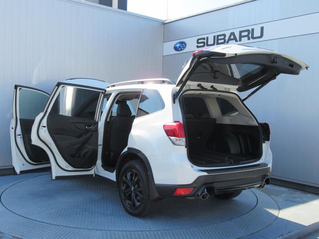 フォレスター ＸＴ－エディション　パワーリヤゲート付き　リヤガラス５面フイルム施工　ルーフレール　８インチメモリーナビ　ナビ連動前後録画型ドラレコ　リバース連動ドアミラー　ドアミラーメモリーオート格納機能　ステアリングヒーター（60枚目）