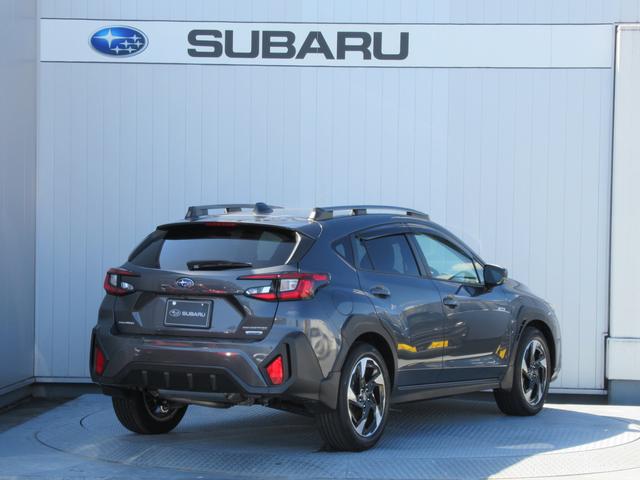 クロストレック リミテッド　Ｘモード搭載車　ルーフレール　デジタルマルチビューモニター　ナビ機能付き　ステアリングヒーター　シートヒーター　前方録画型ドラレコ　　後方録画型ドラレコ　ドライバーモニタリングシステム（4枚目）