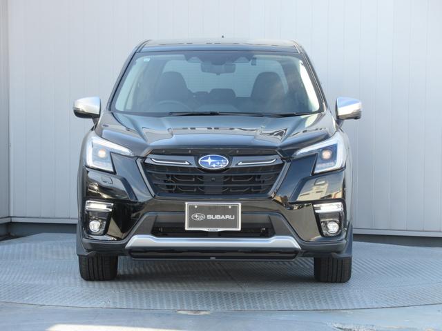 フォレスター アドバンス　新世代アイサイト搭載車　リバース連動ドアミラー　ドアミラーメモリーオート格納機能　アクセスキー対応運転席シートポジションメモリー　アイサイトセイフティプラス　ステアリングヒーター　前後席シートヒーター（6枚目）