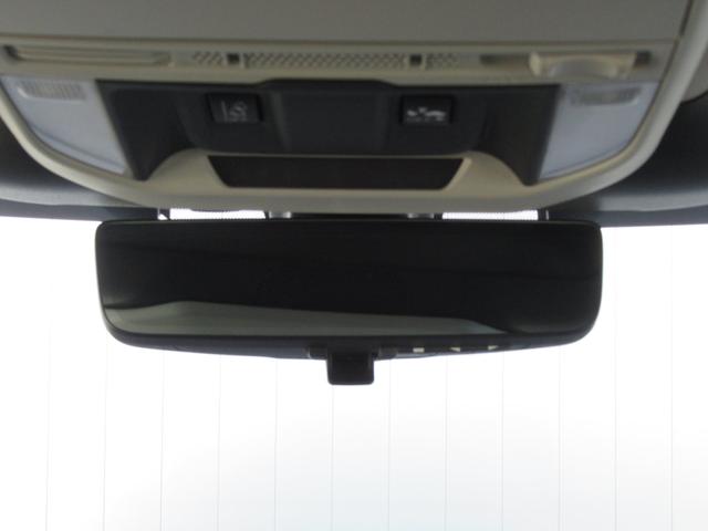 フォレスター アドバンス　新世代アイサイト搭載車　リバース連動ドアミラー　ドアミラーメモリーオート格納機能　アクセスキー対応運転席シートポジションメモリー　アイサイトセイフティプラス　ステアリングヒーター　前後席シートヒーター（37枚目）
