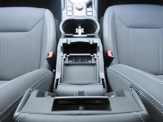 フォレスター アドバンス　新世代アイサイト搭載車　リバース連動ドアミラー　ドアミラーメモリーオート格納機能　アクセスキー対応運転席シートポジションメモリー　アイサイトセイフティプラス　ステアリングヒーター　前後席シートヒーター（39枚目）