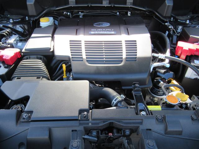 フォレスター アドバンス　新世代アイサイト搭載車　リバース連動ドアミラー　ドアミラーメモリーオート格納機能　アクセスキー対応運転席シートポジションメモリー　アイサイトセイフティプラス　ステアリングヒーター　前後席シートヒーター（57枚目）