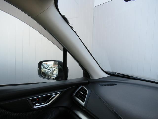 フォレスター アドバンス　新世代アイサイト搭載車　リバース連動ドアミラー　ドアミラーメモリーオート格納機能　アクセスキー対応運転席シートポジションメモリー　アイサイトセイフティプラス　ステアリングヒーター　前後席シートヒーター（64枚目）