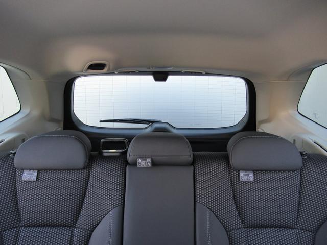 フォレスター アドバンス　新世代アイサイト搭載車　リバース連動ドアミラー　ドアミラーメモリーオート格納機能　アクセスキー対応運転席シートポジションメモリー　アイサイトセイフティプラス　ステアリングヒーター　前後席シートヒーター（66枚目）