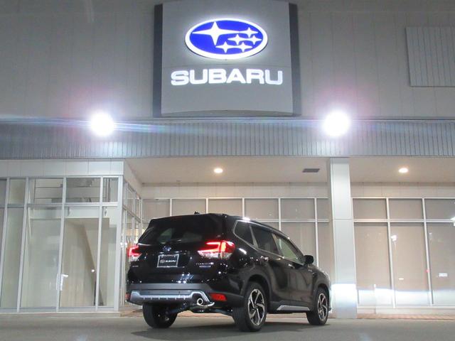フォレスター アドバンス 新世代アイサイト搭載車 ブラウン内装本革シート リバース連動ドアミラー ドアミラーメモリーオート格納機能 アクセスキー対応運転席シートポジションメモリー アイサイトセイフティプラス ステアリングヒーター 前後席シートヒーター(2枚目)