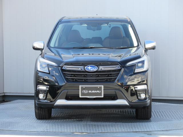 フォレスター アドバンス 新世代アイサイト搭載車 ブラウン内装本革シート リバース連動ドアミラー ドアミラーメモリーオート格納機能 アクセスキー対応運転席シートポジションメモリー アイサイトセイフティプラス ステアリングヒーター 前後席シートヒーター(6枚目)