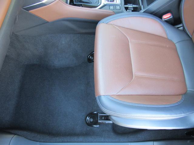 フォレスター アドバンス 新世代アイサイト搭載車 ブラウン内装本革シート リバース連動ドアミラー ドアミラーメモリーオート格納機能 アクセスキー対応運転席シートポジションメモリー アイサイトセイフティプラス ステアリングヒーター 前後席シートヒーター(35枚目)