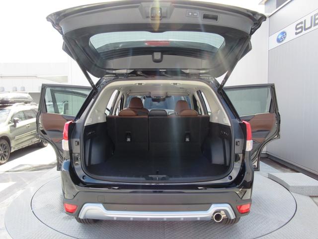 フォレスター アドバンス 新世代アイサイト搭載車 ブラウン内装本革シート リバース連動ドアミラー ドアミラーメモリーオート格納機能 アクセスキー対応運転席シートポジションメモリー アイサイトセイフティプラス ステアリングヒーター 前後席シートヒーター(62枚目)