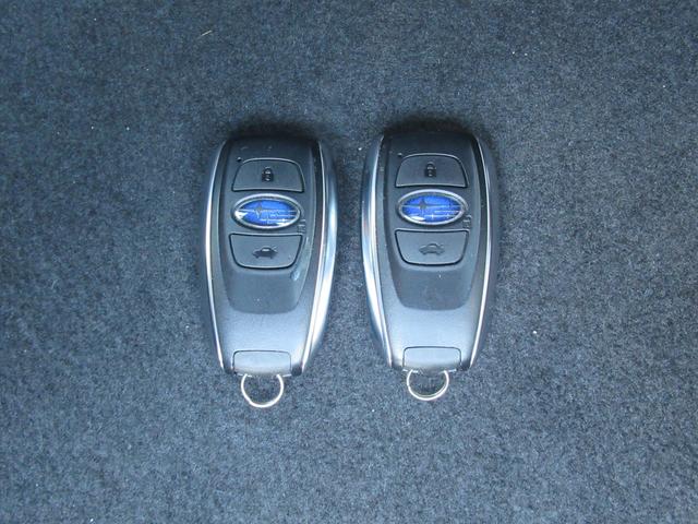 インプレッサスポーツ STIスポーツ アイサイト搭載車 アイサイトセイフティプラス 8インチメモリーナビゲーション ナビ連動ETC 前後録画型ドラレコ ステアリング連動バックカメラ スバルリヤビークルディテクション サイドビューモニター フロントカメラ(23枚目)