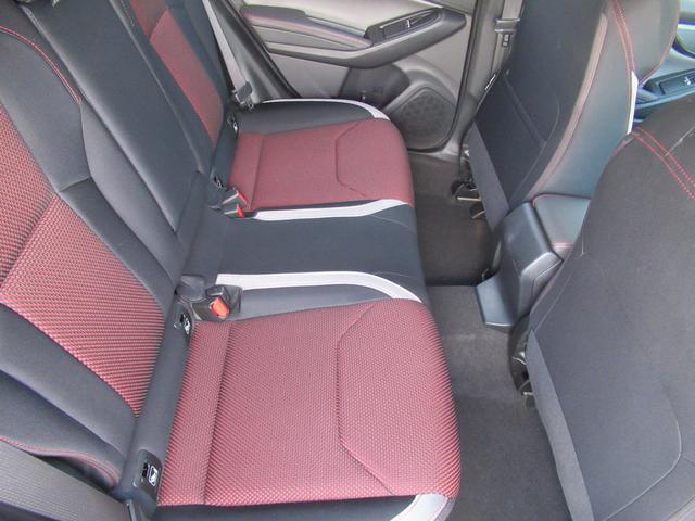 インプレッサスポーツ STIスポーツ アイサイト搭載車 アイサイトセイフティプラス 8インチメモリーナビゲーション ナビ連動ETC 前後録画型ドラレコ ステアリング連動バックカメラ スバルリヤビークルディテクション サイドビューモニター フロントカメラ(42枚目)