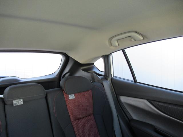 インプレッサスポーツ STIスポーツ アイサイト搭載車 アイサイトセイフティプラス 8インチメモリーナビゲーション ナビ連動ETC 前後録画型ドラレコ ステアリング連動バックカメラ スバルリヤビークルディテクション サイドビューモニター フロントカメラ(62枚目)