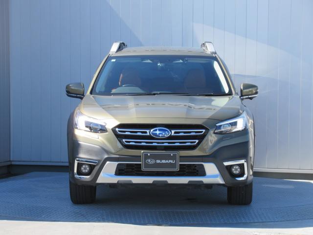 レガシィアウトバック リミテッドＥＸ　アイサイトＸ搭載車　タン内装本革シート　タン内装本革シート　ハーマンカードンサウンドシステム　ルーフレール　前方録画型ドラレコ　左右前後席シートヒーター　ハンドルヒーター　ハンズフリーオープンパワーリヤゲート（6枚目）