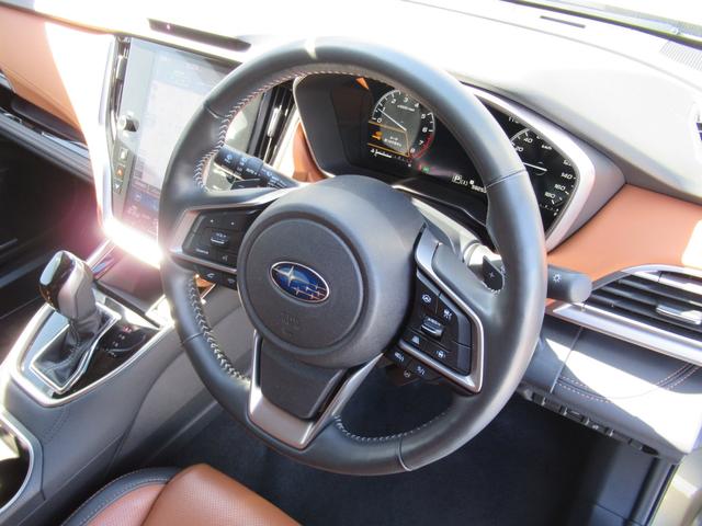 レガシィアウトバック リミテッドＥＸ　アイサイトＸ搭載車　タン内装本革シート　タン内装本革シート　ハーマンカードンサウンドシステム　ルーフレール　前方録画型ドラレコ　左右前後席シートヒーター　ハンドルヒーター　ハンズフリーオープンパワーリヤゲート（30枚目）