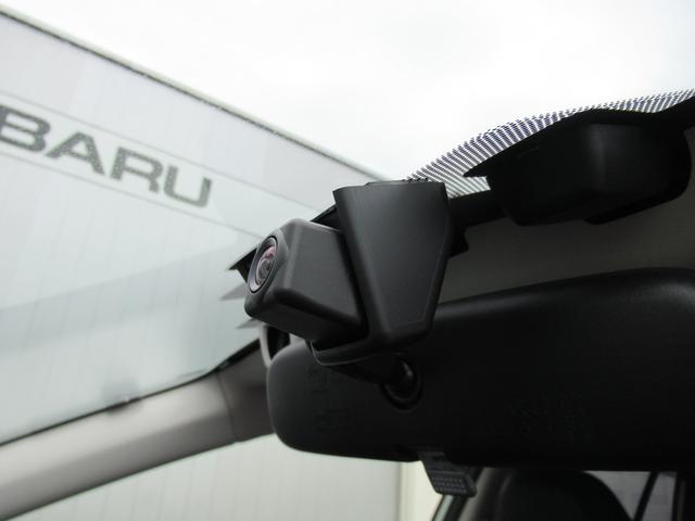 ＸＶ アドバンス　アイサイト搭載車　ブルー内装仕様　８型メモリーナビゲーション　ナビ連動ＥＴＣ　前後録画型ドライブレコーダー　ステアリング連動バックカメラ　サイドビューモニター　スーパーＵＶカット撥水フロントドアガラス　ヒーテッドドアミラー（19枚目）