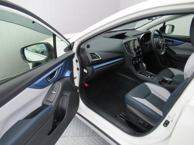 ＸＶ アドバンス　アイサイト搭載車　ブルー内装仕様　８型メモリーナビゲーション　ナビ連動ＥＴＣ　前後録画型ドライブレコーダー　ステアリング連動バックカメラ　サイドビューモニター　スーパーＵＶカット撥水フロントドアガラス　ヒーテッドドアミラー（31枚目）