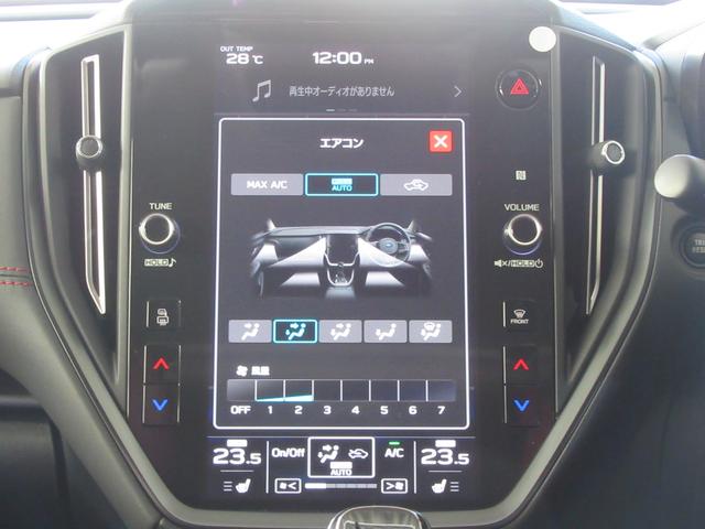 レヴォーグ ＳＴＩスポーツ　ＥＸ　サンルーフ付き　スマートリヤビューミラー　ＺＦ製電子制御ダンパー　ドライブモードセレクト　ＳＴＩロゴ入り大型マフラーカッター　レッドステッチ入りボルドー色本革スポーツシート（26枚目）