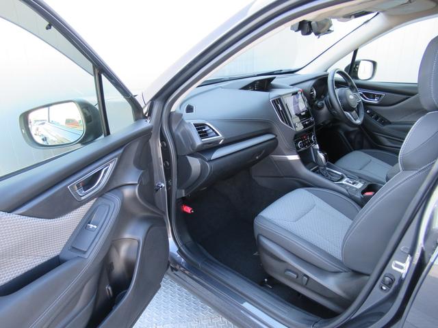 フォレスター Ｘ－エディション　アイサイト搭載車　ルーフレール付き　８インチメモリーナビゲーション　パワーリヤゲート　リバース連動ドアミラー　ドアミラーオート格納機能　ハンドルヒーター　サイドビューモニター　前後録画型ドライブレコーダー（32枚目）