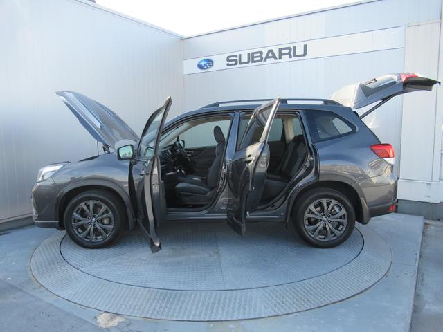 フォレスター Ｘ－エディション　アイサイト搭載車　ルーフレール付き　８インチメモリーナビゲーション　パワーリヤゲート　リバース連動ドアミラー　ドアミラーオート格納機能　ハンドルヒーター　サイドビューモニター　前後録画型ドライブレコーダー（60枚目）