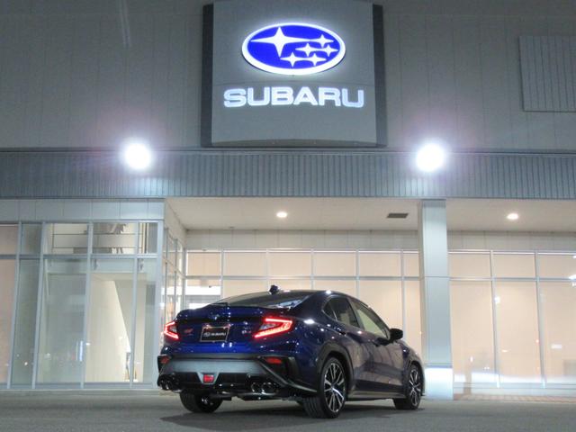 WRX S4 STIスポーツR EX アイサイトX搭載車 サンルーフ スバルパフォーマンストランスミッション ZF製電子制御ダンパー ドライブモードセレクト レカロ製スポーツシート ドライバーモニタリングシステム(2枚目)