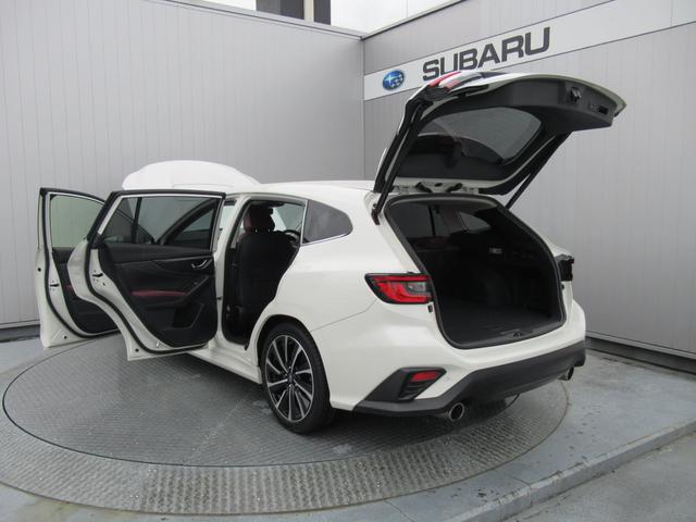 レヴォーグ STIスポーツ EX アイサイトX搭載車 スマートリヤビューミラー ZF製電子制御ダンパー ドライブモードセレクト STIロゴ入り大型マフラーカッター レッドステッチ入りボルドー色本革スポーツシート(62枚目)