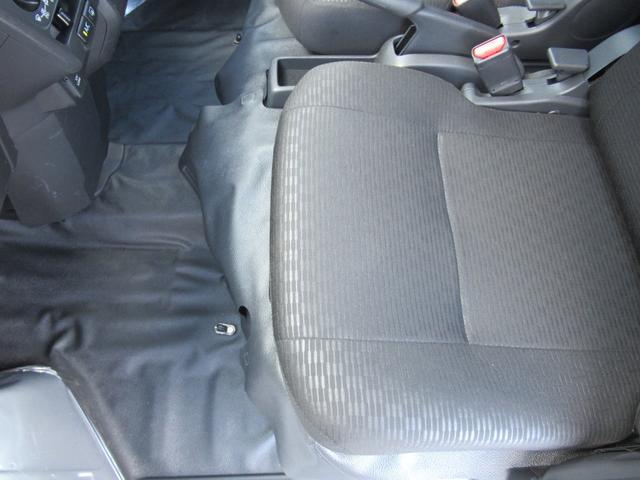 サンバーバン トランスポータースマートアシスト　元社用車　スマートアシスト３搭載　電子制御式４ＷＤ　夜間認識機能　標識認識　路側逸脱警報　ふらつき警報　ハイビームアシスト　前方録画型ドラレコ（27枚目）