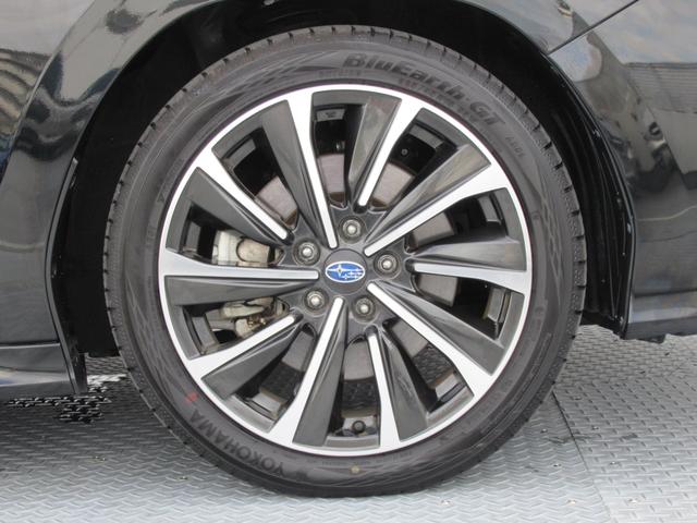 レヴォーグ ＳＴＩスポーツ　新世代アイサイト搭載車　新世代アイサイト搭載車　９インチメモリーナビゲーション　アイサイトセイフティプラス（運転支援のみ）　ＺＦ製電子制御ダンパー　ドライブモードセレクト（10枚目）