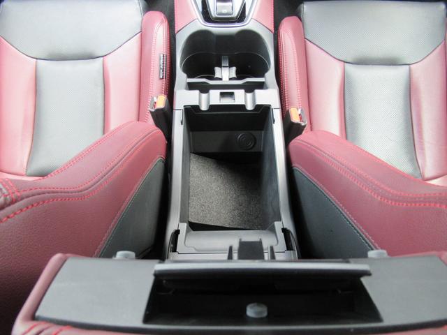 レヴォーグ ＳＴＩスポーツ　新世代アイサイト搭載車　新世代アイサイト搭載車　９インチメモリーナビゲーション　アイサイトセイフティプラス（運転支援のみ）　ＺＦ製電子制御ダンパー　ドライブモードセレクト（40枚目）