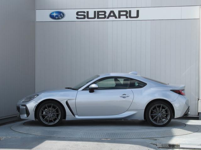 BRZ S アイサイト搭載車 後輪駆動2WD 9インチメモリーナビゲーション 前方録画型ドライブレコーダー ナビ連動ETC 後退時ブレーキアシスト 全車速追従機能付クルーズコントロール スバルリヤビークルディテクション(5枚目)