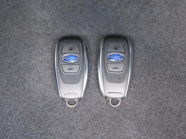 便利なスマートキー。キーは鞄やポケットに入れたまま、施錠／解錠が可能です。