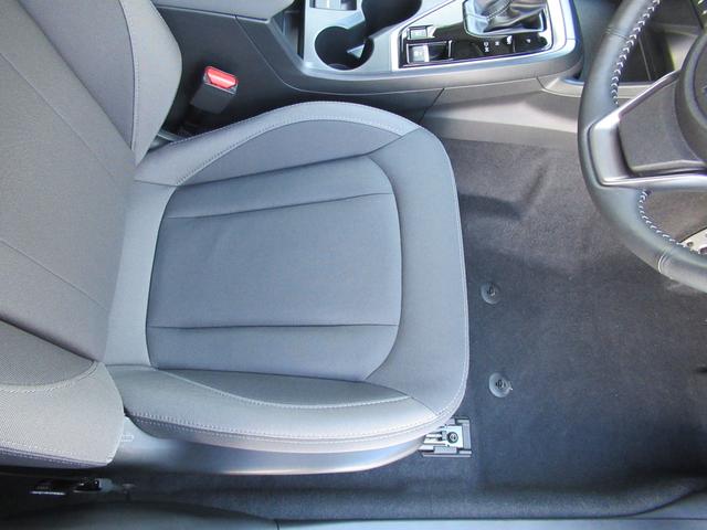 インプレッサ ST スマートエディション 前輪駆動2WD 元社用車 デジタルマルチビューモニター ナビ機能付き ステアリングヒーター シートヒーター 前方録画型ドラレコ 後方録画型ドラレコ(33枚目)