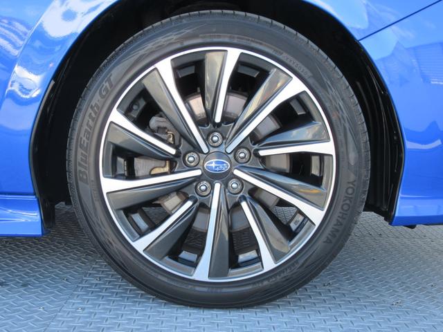 レヴォーグ STIスポーツ EX アイサイトX搭載車 スマートリヤビューミラー ZF製電子制御ダンパー ドライブモードセレクト STIロゴ入り大型マフラーカッター レッドステッチ入りボルドー色本革スポーツシート(10枚目)