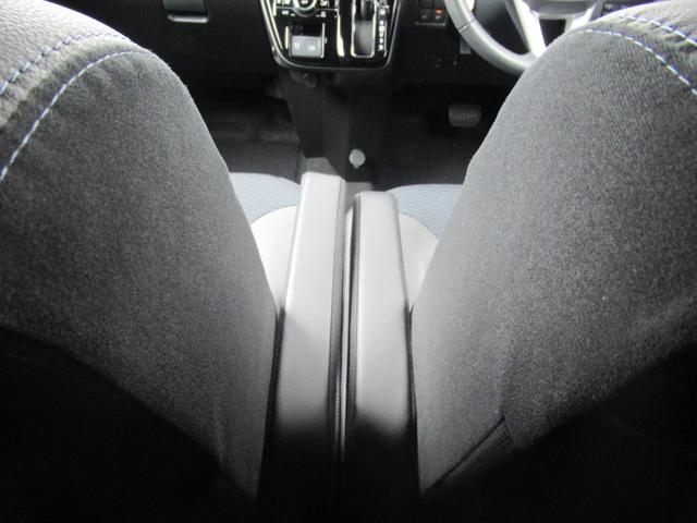 シフォン カスタムＲＳ　スマートクルーズパック　スマートアシスト搭載　前輪駆動２ＷＤ　ターボ　全車速追従機能付アダプティブクルーズコントロール　レーンキープコントロール　パノラマミックモニター（34枚目）