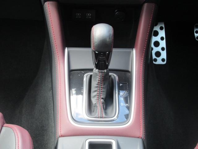 レヴォーグ ２．０ＳＴＩスポーツ　アイサイト　リヤガラスフィルム５面張り施工　８インチメモリーナビ　前後録画型ドラレコ　リヤビークルディテクション　フロントカメラ　サイドビューモニター（23枚目）