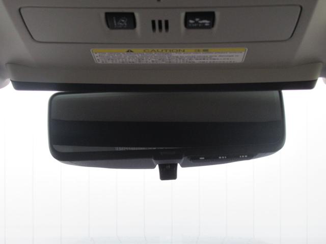 レヴォーグ ２．０ＳＴＩスポーツ　アイサイト　リヤガラスフィルム５面張り施工　８インチメモリーナビ　前後録画型ドラレコ　リヤビークルディテクション　フロントカメラ　サイドビューモニター（35枚目）