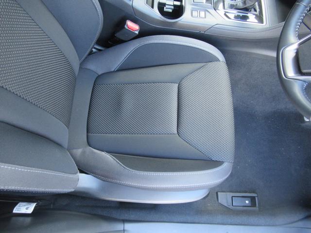 インプレッサスポーツ ２．０ｉ－Ｓ　アイサイト　アイサイトセイフティプラス　８インチメモリーナビゲーション　ナビ連動ＥＴＣ　前後録画型ドラレコ　ステアリング連動バックカメラ　スバルリヤビークルディテクション　サイドビューモニター　フロントカメラ（29枚目）