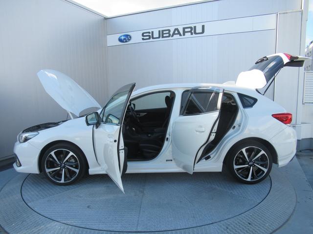 インプレッサスポーツ ２．０ｉ－Ｓ　アイサイト　アイサイトセイフティプラス　８インチメモリーナビゲーション　ナビ連動ＥＴＣ　前後録画型ドラレコ　ステアリング連動バックカメラ　スバルリヤビークルディテクション　サイドビューモニター　フロントカメラ（56枚目）