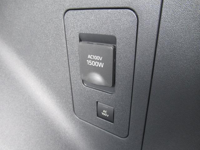 �J�[�S���[���ɂP�O�O�u�^�P�T�O�O�v�o�͂̃R���Z���g���̗p�B����d�͂̑傫�ȓd�C���i���g����ق��A�ً}���ɂ̓N���}���O���d���Ƃ��Ċ��p�ł���ȂǁA���܂��܂ȃV�[���ŃJ�[���C�t��L���ɍL���܂��B