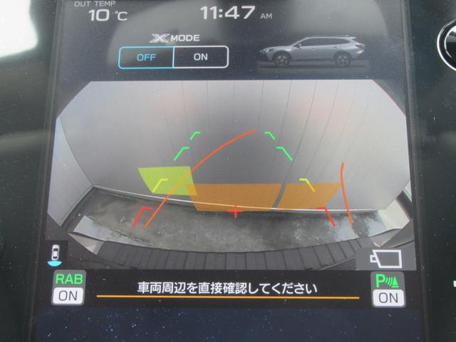 ���Ԃ���Ƃ��A���̃X�y�[�X���ǂꂭ�炢���邩�킩�炸�A���܂���߂��Ȃ��E�E�Ȃ�Ă��Ƃ�h���A�o�b�N�J�����𑕔��B�@��މ^�]�����S���čs���܂��B