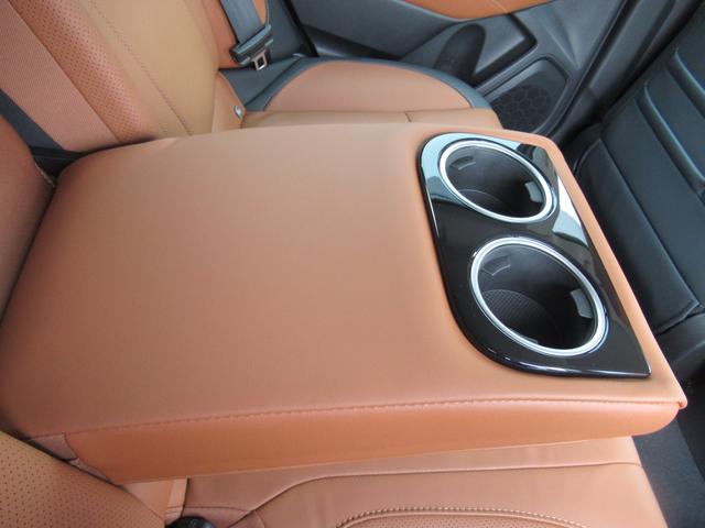 ��ȃA�[�����X�g