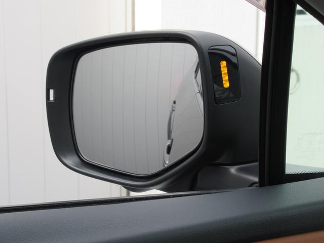 �������ڋ߂�����q���C���W�P�[�^�[�����v�Ńh���C�o�[�ɒm�点�Ă����A�X�o�������r�[�N���f�B�e�N�V�����𑕔����Ă��܂��B