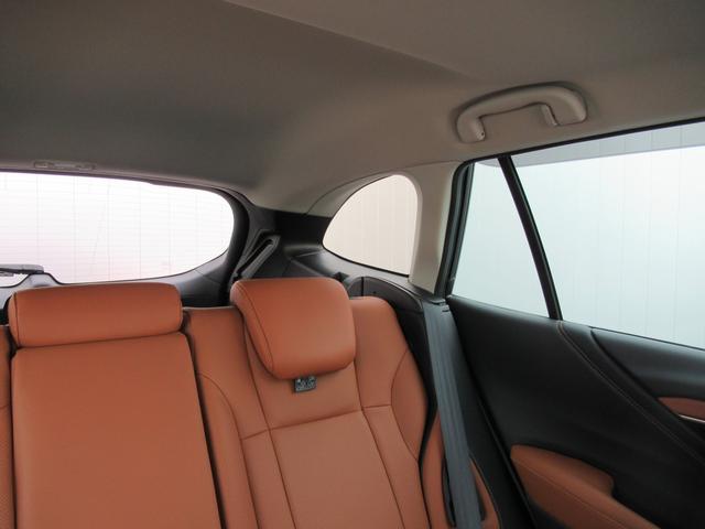 �^�]�Ȃ��獶���������C���[�W�B�K���X�ʂ��傫���ڎ��m�F�����₷���Ȃ��Ă��܂�