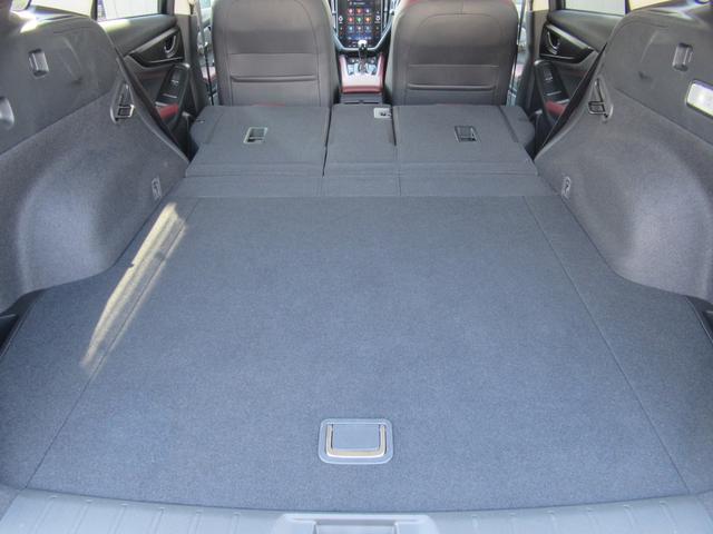 レヴォーグ ＳＴＩスポーツ　ＥＸ　アイサイトＸ搭載車　ＺＦ製電子制御ダンパー　ドライブモードセレクト　ＳＴＩロゴ入り大型マフラーカッター　レッドステッチ入りボルドー色本革スポーツシート（53枚目）